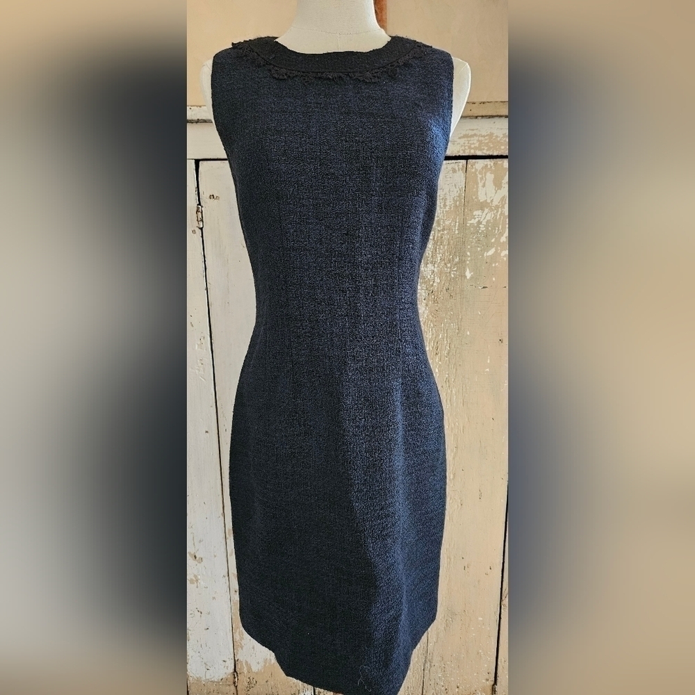 Elie Tahari Navy 2 Piece Wool Blazer Sleeveless Dress Lace Trim Set-Size 2 - Picture 15 of 16